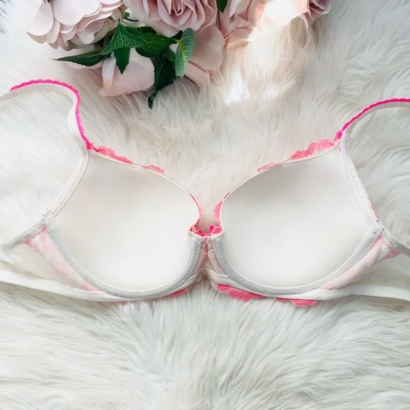 Victoria’s Secret Body By Victoria Floral Lace Bra - Picture 5 of 7